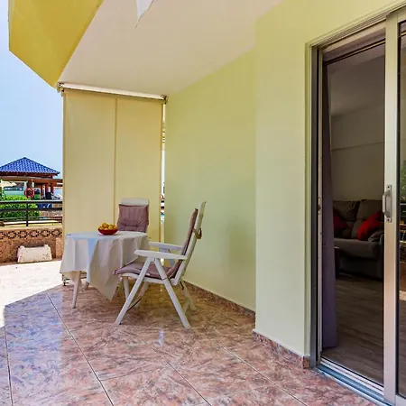 Cozy With Pool View In Americas Lägenhet Costa Adeje (Tenerife)